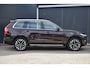 Volvo XC90 T8 Twin Engine AWD Inscription | Bowers & Wilkins Premium Audio | Luchtvering | 360 graden Camera | Head Up Display | Semi Elektrische Trekhaak | Exterior stylingkit | Treeplanken | 21 inch Lichtmetalen velgen | Massage | Stoel-/Stuurwielverwarming | Stoelkoeling | BLIS | Adaptieve Cruise Control | Pilot Assist |