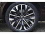 Volvo XC90 T8 Twin Engine AWD Inscription | Bowers & Wilkins Premium Audio | Luchtvering | 360 graden Camera | Head Up Display | Semi Elektrische Trekhaak | Exterior stylingkit | Treeplanken | 21 inch Lichtmetalen velgen | Massage | Stoel-/Stuurwielverwarming | Stoelkoeling | BLIS | Adaptieve Cruise Control | Pilot Assist |