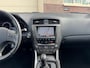 Lexus IS 250 Business Dealer onderh.|1e eigenaar|Camera|Trekhaak|Parkeersensoren