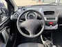 Peugeot 107 1.0 Active / Allseason Banden / NL Auto / Airco /