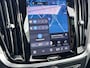 Volvo V60 T8 Recharge Plus Dark | 18" | Panoramadak | Head-Up | Trekhaak | Elektr. verst. Sportstoelen | 360 Camera | Stoel/Stuur/Achterbankverwarming