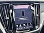 Volvo V60 T8 Recharge Plus Dark | 18" | Panoramadak | Head-Up | Trekhaak | Elektr. verst. Sportstoelen | 360 Camera | Stoel/Stuur/Achterbankverwarming