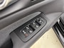 Volvo V60 T8 Recharge Plus Dark | 18" | Panoramadak | Head-Up | Trekhaak | Elektr. verst. Sportstoelen | 360 Camera | Stoel/Stuur/Achterbankverwarming