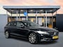 Volvo V60 T8 Recharge Plus Dark | 18" | Panoramadak | Head-Up | Trekhaak | Elektr. verst. Sportstoelen | 360 Camera | Stoel/Stuur/Achterbankverwarming
