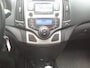 Hyundai i30 1.6i Style Staat in De Krim