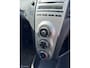 Toyota Yaris 1.0 VVTi +