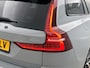 Volvo V60 2.0 B4 Plus Dark | Stoelverwarming | 19 Inch wielen | trekhaak |