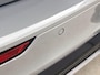 Volvo V60 2.0 B4 Plus Dark | Stoelverwarming | 19 Inch wielen | trekhaak |