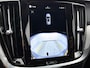 Volvo V60 2.0 B4 Plus Dark | Stoelverwarming | 19 Inch wielen | trekhaak |