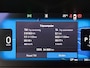 Volvo V60 2.0 B4 Plus Dark | Stoelverwarming | 19 Inch wielen | trekhaak |