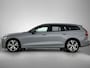 Volvo V60 2.0 B4 Plus Dark | Stoelverwarming | 19 Inch wielen | trekhaak |