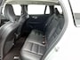 Volvo V60 2.0 B4 Plus Dark | Stoelverwarming | 19 Inch wielen | trekhaak |