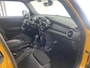 MINI Cooper 5-Deurs 1.5 Chili Serious Business | Bluetooth | Cruise Control | Climate Control |