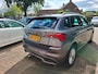Skoda Kamiq 1.0 TSI Ambition. Stoelverwarming, cruise, carplay, navi*, trekhaak, etc. Dealer onderhouden. Prijs incl garantie.