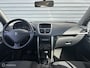 Peugeot 207 1.6 VTi XT Automaat | 5 deurs | Airco | Lage KM!