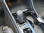 Volvo XC40 2.0 D4 AWD R-Design | Automaat | Schuif/kanteldak | Uitklapbare Trekhaak met 2100Kg trekgewicht!
