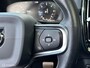 Volvo XC40 2.0 D4 AWD R-Design | Automaat | Schuif/kanteldak | Uitklapbare Trekhaak met 2100Kg trekgewicht!