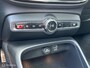 Volvo XC40 2.0 D4 AWD R-Design | Automaat | Schuif/kanteldak | Uitklapbare Trekhaak met 2100Kg trekgewicht!