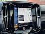 Volvo XC40 2.0 D4 AWD R-Design | Automaat | Schuif/kanteldak | Uitklapbare Trekhaak met 2100Kg trekgewicht!