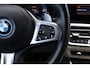 BMW 3-Serie Touring 320e M-Sport Business Edition Plus | 96% soh! | 50 Jahre | Trekhaak | Stoelverwarming | Camera | Leer | DAB+