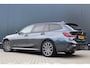 BMW 3-Serie Touring 320e M-Sport Business Edition Plus | 96% soh! | 50 Jahre | Trekhaak | Stoelverwarming | Camera | Leer | DAB+