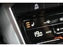 Volkswagen T-Roc 1.5 TSI Style|Rijklaar prijs|Trekhaak afn.baar|Adap. cruise|Carplay|Navi|Sensoren
