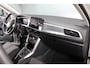 Volkswagen T-Roc 1.5 TSI Style|Rijklaar prijs|Trekhaak afn.baar|Adap. cruise|Carplay|Navi|Sensoren