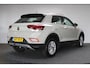 Volkswagen T-Roc 1.5 TSI Style|Rijklaar prijs|Trekhaak afn.baar|Adap. cruise|Carplay|Navi|Sensoren