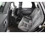 Volvo XC60 T6 Plus Black Edition AWD | Trekhaak | Panoramadak | Sporstoelen | Snel Leverbaar |
