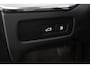 Volvo XC60 T6 Plus Black Edition AWD | Trekhaak | Panoramadak | Sporstoelen | Snel Leverbaar |