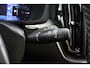 Volvo XC60 T6 Plus Black Edition AWD | Trekhaak | Panoramadak | Sporstoelen | Snel Leverbaar |