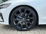 Volvo V60 2.0 B3 R-Design