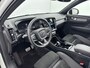 Volvo XC40 Recharge Pro 70kWh | 20" Allseason | Trekhaak | Leder/Nubuck | Panoramadak | 360 Camera | Elektr. verst. Stoelen | Harman Kardon | Full LED | Warmtepomp