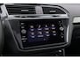 Volkswagen Tiguan 1.5 TSI Elegance 150pk Automaat | Panoramadak | Head-Up | IQ Light | Stoelverwarming V+A | Active Info Display | 18 Inch