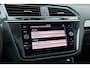 Volkswagen Tiguan 1.5 TSI Elegance 150pk Automaat | Panoramadak | Head-Up | IQ Light | Stoelverwarming V+A | Active Info Display | 18 Inch