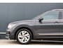 Volkswagen Tiguan 1.5 TSI Elegance 150pk Automaat | Panoramadak | Head-Up | IQ Light | Stoelverwarming V+A | Active Info Display | 18 Inch