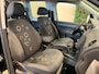 Volkswagen Caddy Rolstoelauto 3+1 of 5+0