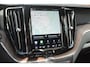 Volvo XC60 T6 Hybride AWD Plus Bright | 360° Camera | Ventilatiestoelen | Panoramadak | BLIS | Stuur en Stoel Verwarmd |