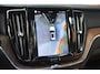 Volvo XC60 T6 Hybride AWD Plus Bright | 360° Camera | Ventilatiestoelen | Panoramadak | BLIS | Stuur en Stoel Verwarmd |