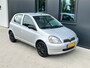 Toyota Yaris 1.3 VVT-i Luna | 5-drs | Airco | Dealer onderhouden.