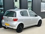 Toyota Yaris 1.3 VVT-i Luna | 5-drs | Airco | Dealer onderhouden.