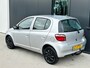 Toyota Yaris 1.3 VVT-i Luna | 5-drs | Airco | Dealer onderhouden.
