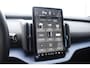 Volvo EX30 Single Motor Extended Range Plus 69 kWh / Adaptive Cruise Control / Harman Kardon / Stoelverwarming / Stuurverwarming / Achteruitrijcamera / Elektrische achterklep / Parkeersensoren V+A / Trekhaak elektrisch uitklapbaar