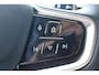 Volvo EX30 Single Motor Extended Range Plus 69 kWh / Adaptive Cruise Control / Harman Kardon / Stoelverwarming / Stuurverwarming / Achteruitrijcamera / Elektrische achterklep / Parkeersensoren V+A / Trekhaak elektrisch uitklapbaar