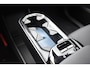 Volvo EX30 Single Motor Extended Range Plus 69 kWh / Adaptive Cruise Control / Harman Kardon / Stoelverwarming / Stuurverwarming / Achteruitrijcamera / Elektrische achterklep / Parkeersensoren V+A / Trekhaak elektrisch uitklapbaar