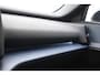 Volvo EX30 Single Motor Extended Range Plus 69 kWh / Adaptive Cruise Control / Harman Kardon / Stoelverwarming / Stuurverwarming / Achteruitrijcamera / Elektrische achterklep / Parkeersensoren V+A / Trekhaak elektrisch uitklapbaar