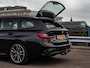 BMW 3-Serie Touring M340i xDrive High Executive M Sport B58 | Panoramadak | Laser LED | Driving Assistant Prof | Trekhaak | HUD | Keyless | Memory | Ambianceverlichting | 19" | Dealeronderhouden | incl. BTW