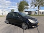 Opel Corsa 1.2-16V '111' Edition 5-Deurs Automaat 86 PK. Leuke en zeer fijn rijdende auto !!!