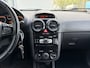 Opel Corsa 1.2-16V '111' Edition 5-Deurs Automaat 86 PK. Leuke en zeer fijn rijdende auto !!!