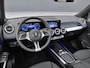 Mercedes-Benz EQB 250+ Business Solution Luxury 71 kWh | Panoramadak | Dodehoekassistent | Stoelverwarming | Sfeerverlichting | Apple CarPlay | Android Auto | Verschuifbare Stoelen Achter | Elektrische Achterklep | Elektrisch Inklapbare Buitenspiegels | Achteruitrijcamera | Parkeersensoren